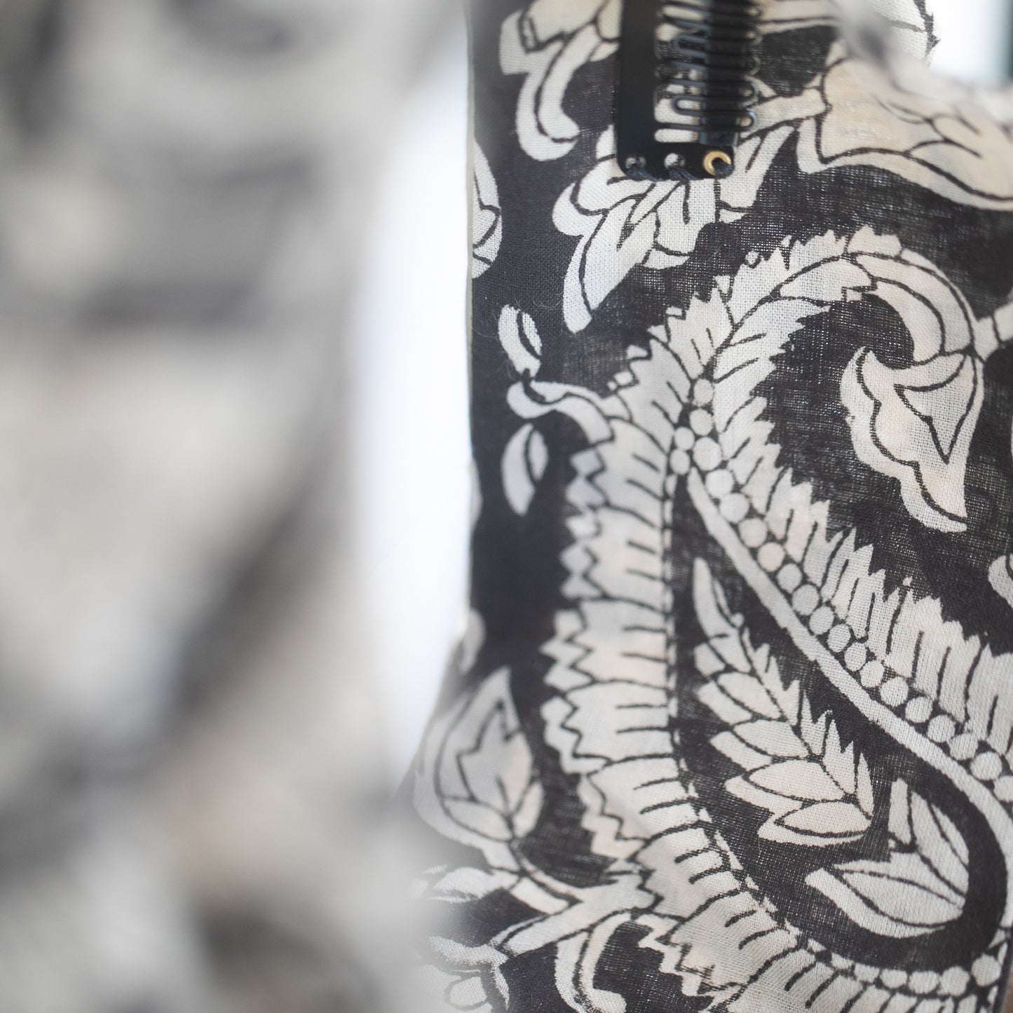 Black Paisley Petal Headwrap