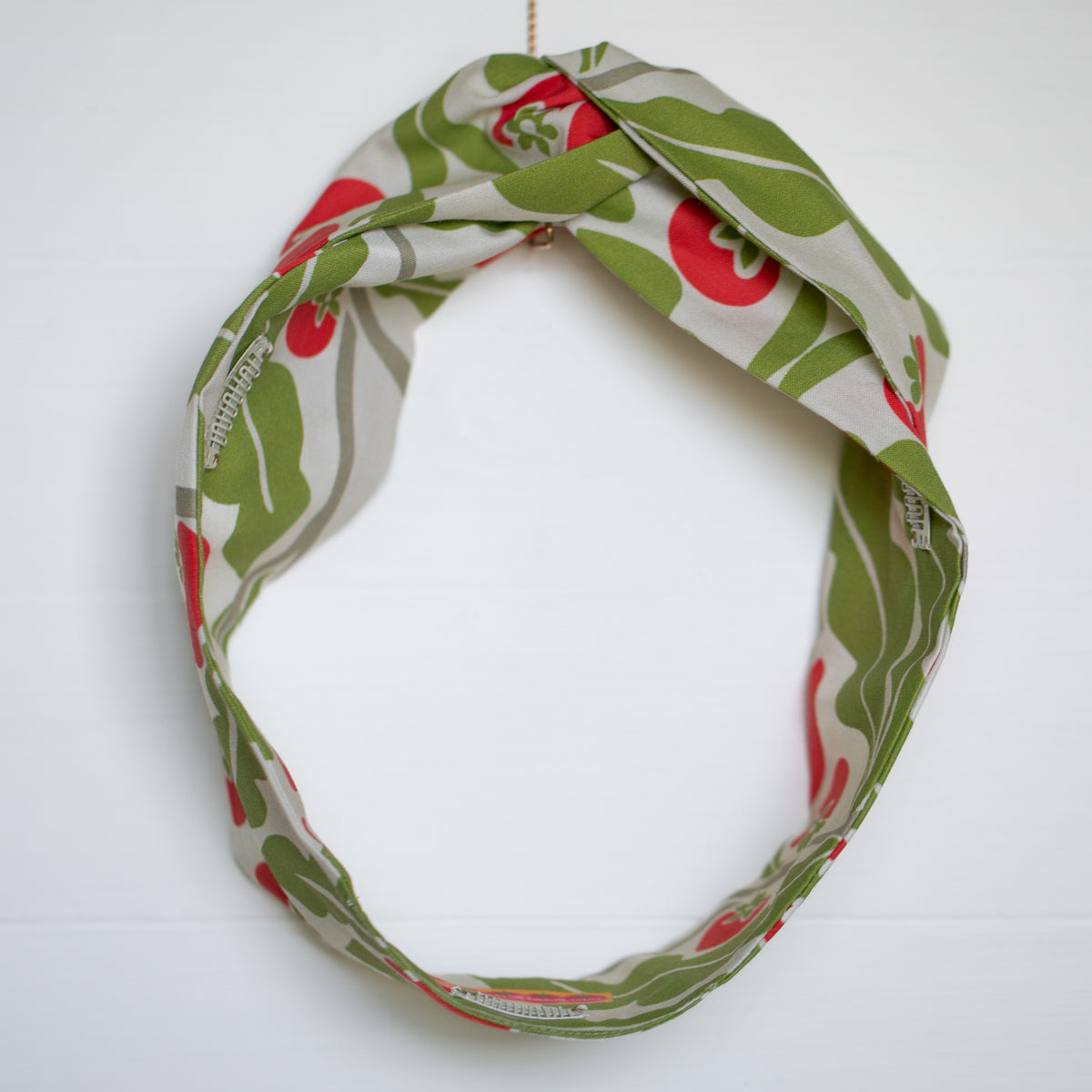 Ms. Tomato Petal Headwrap