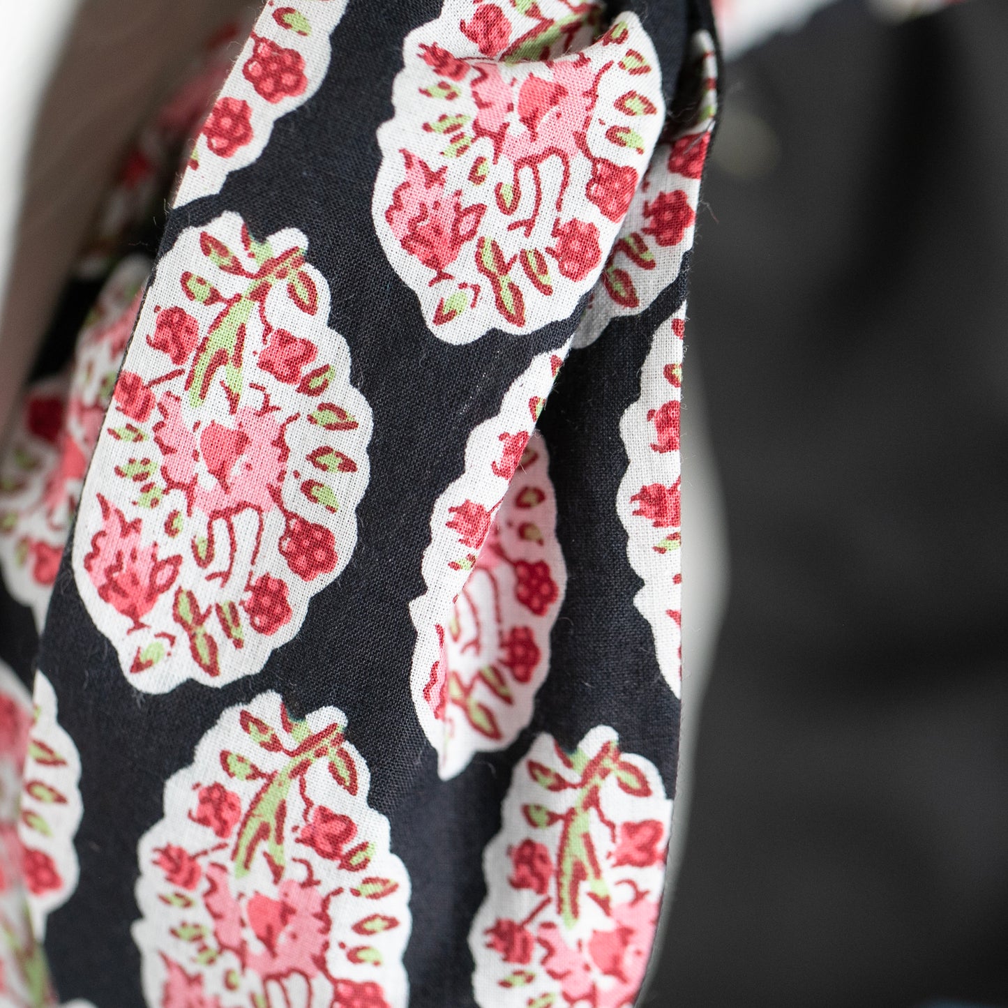 Bouquet Cameos Petal Headwrap