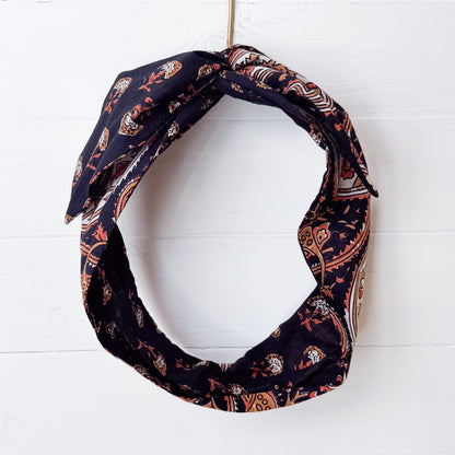 Black Paisley Petal Headwrap