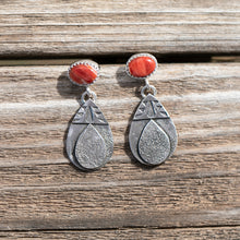 Load image into Gallery viewer, SW Pyramids Earrings
